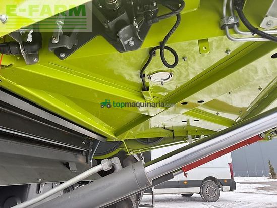 Cosechadora de Cereal - Claas - lexion 6700 + v930