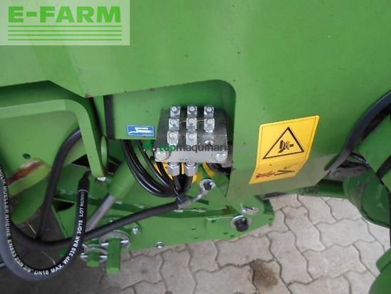 Empacadora gigant - Krone - rundballenpresse comprima v180xc
