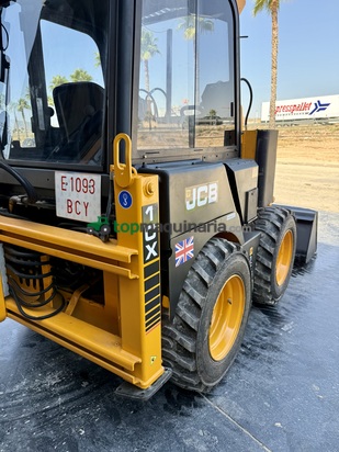 Mini Retro Mixta Jcb 1cx premium cabina cerrada 