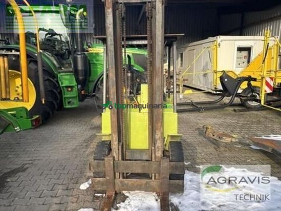 Elevadora - Clark - gpm20n