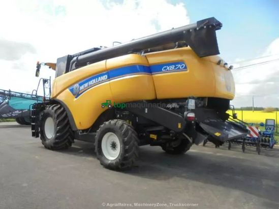 Cosechadora de Cereal - New Holland - cx8-70