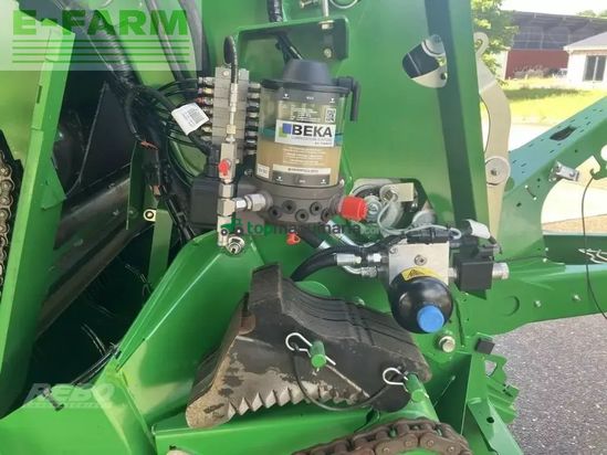 Empacadora gigant - John Deere - v461r