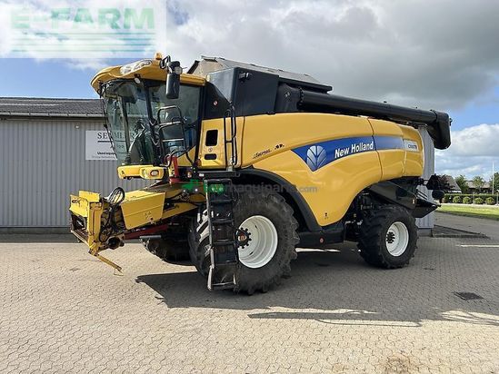 Cosechadora de Cereal - New Holland - cx 8070
