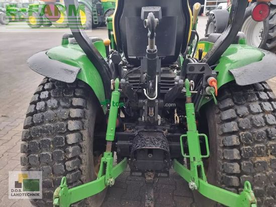 Tractor agrícola - John Deere - 3520 e-hydro