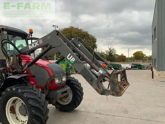 Tractor agrícola - Valtra - a93 tractor (st24382)