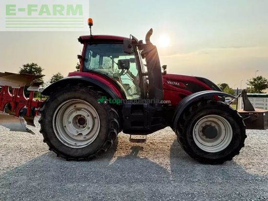 Tractor agrícola - Valtra - t214v