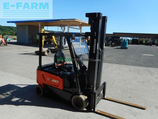 Elevadora - Doosan - b20x-7 triplex 5,5m + ss + 4. kreis