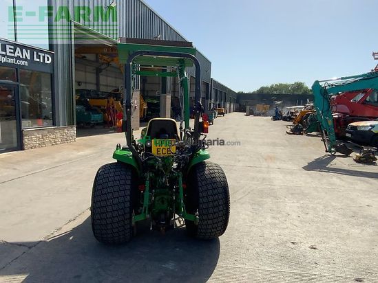 Tractor agrícola - John Deere - 3045r compact tractor (st27066)
