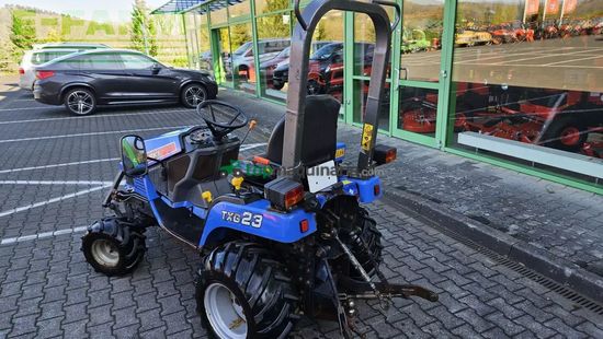 Tractor agrícola - Iseki - txg 23