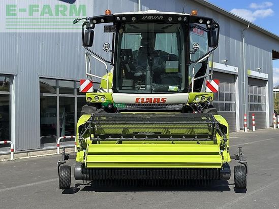 Cosechadora de Cereal - Claas - jaguar 960 502 + pu 300 profi contour