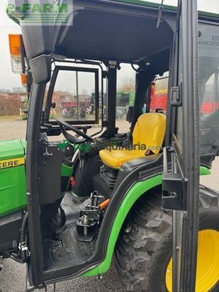 Tractor agrícola - John Deere - 3025e