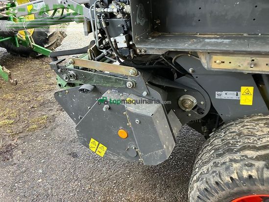 Empacadora gigant - Claas - variant 360 rc