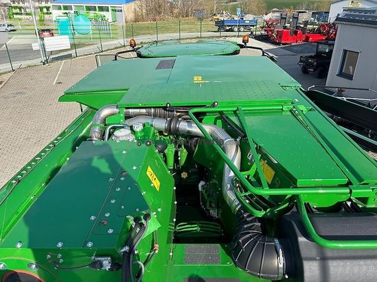 Cosechadora de Cereal - John Deere - t550