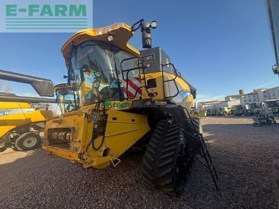 Cosechadora de Cereal - New Holland - cr 9080 smarttrax t4i