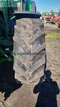 Tractor agrícola - John Deere - 8520