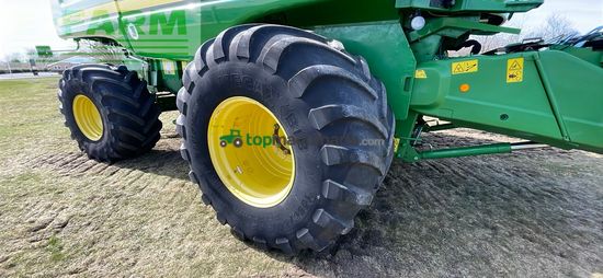 Cosechadora de Cereal - John Deere - S690