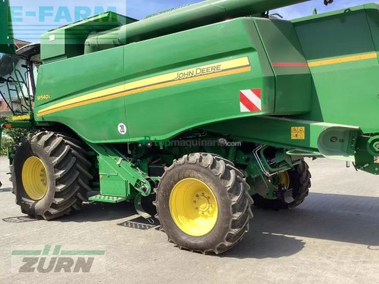 Cosechadora de Cereal - John Deere - w540
