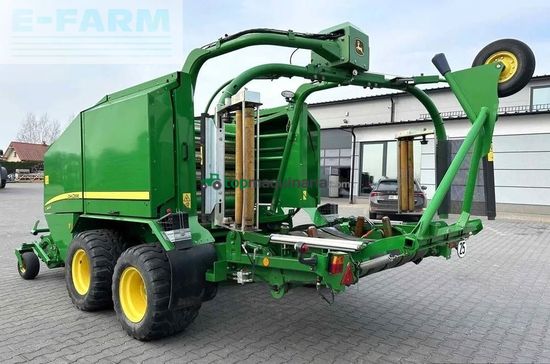 Empacadora gigant - John Deere - c 440 r