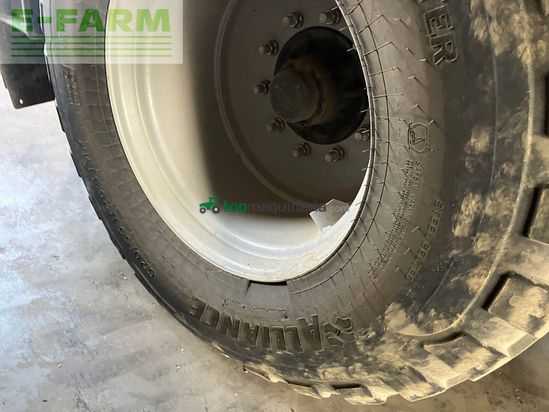 Empacadora gigant - Massey Ferguson - 3130F RB