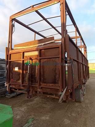 Remolque frutero de 2 ejes de 7000x2500x1300+1300