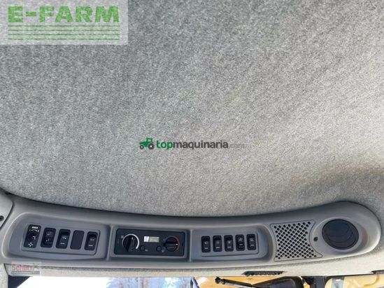 Cosechadora de Cereal - New Holland - cr9080 elevation allrad