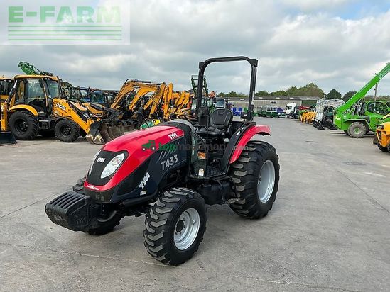 Tractor agrícola - TYM - t433 tractor (st26626)
