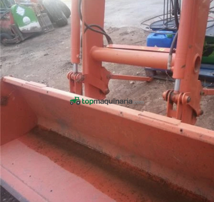 PALA DELANTERA ORIGINAL KUBOTA MODELO LA 1353