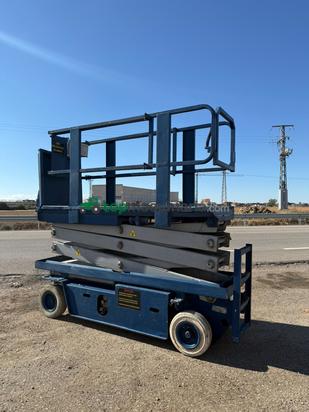 Cesta elevadora de Tijera