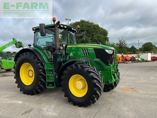 Tractor agrícola - John Deere - 6215r premium edition tractor (st26613)