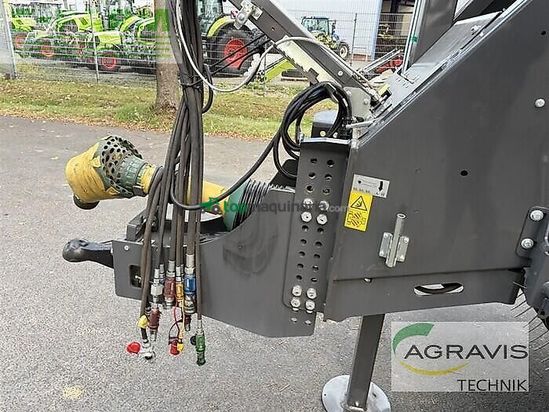 Empacadora gigant - Claas - quadrant 5200 fc evolution ta