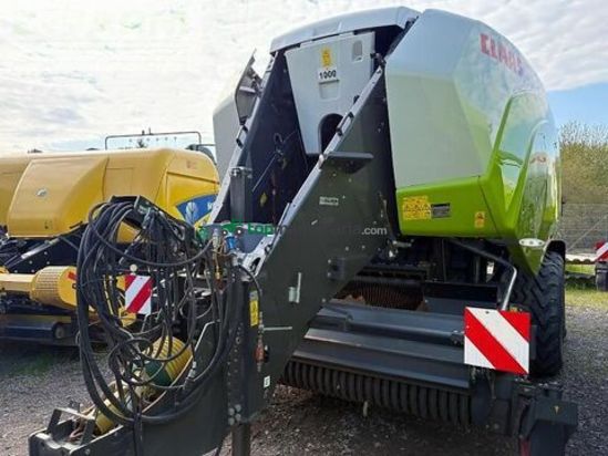 Empacadora gigant - Claas - quadrant 5300 fc t+st