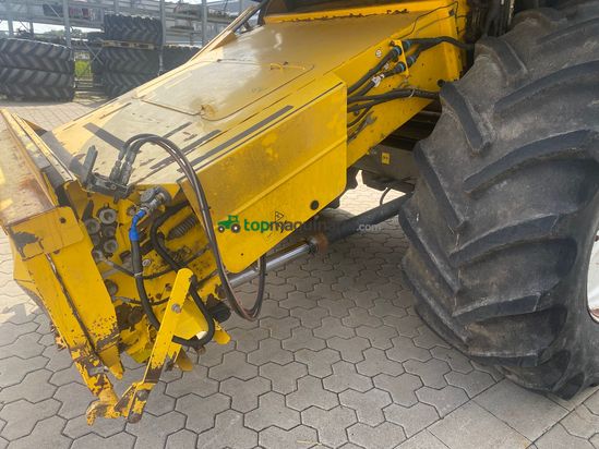 Cosechadora de Cereal - New Holland - CX880