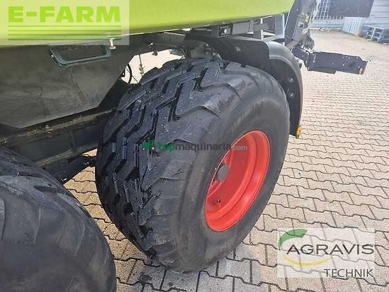 Empacadora gigant - Claas - quadrant 5200 evolution fc tandem