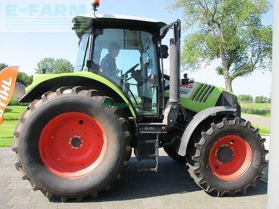 Tractor agrícola - Claas - arion 520