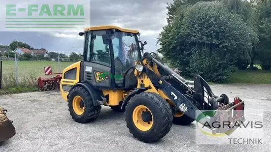 Minicargadora - JCB - 407 t4