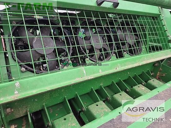 Empacadora gigant - John Deere - 1424c