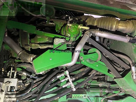 Cosechadora de Cereal - John Deere - s690