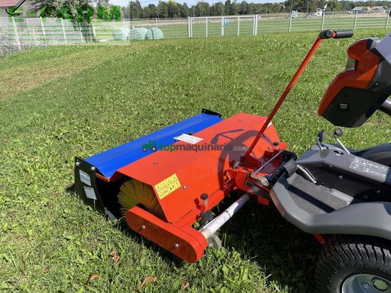 Tractor agrícola - Husqvarna - rider kehrmaschine für p524