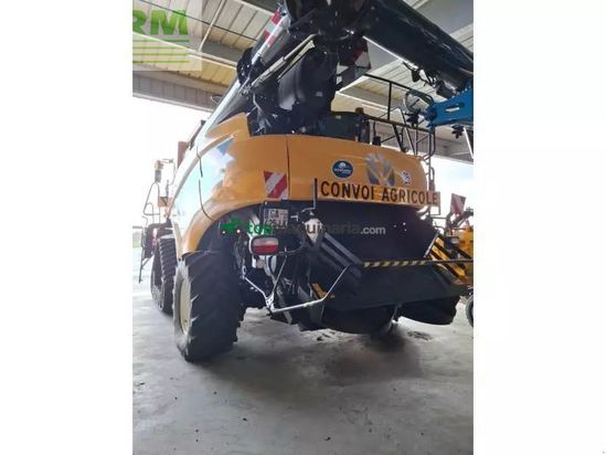 Cosechadora de Cereal - New Holland - cr9-90st