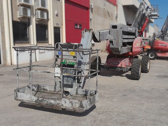 Brazo MANITOU 180ATJ