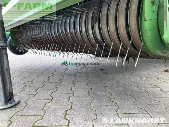 Empacadora gigant - Krone - comprima cv 150 xc