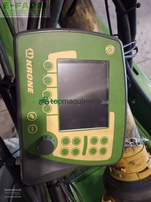 Empacadora gigant - Krone - comprima cv 150 xc