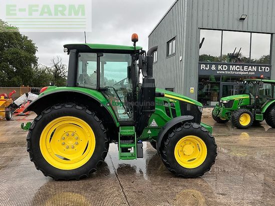 Tractor agrícola - John Deere - 6110m tractor (st27327)