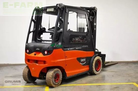 Elevadora - Linde - e 50 hl 388