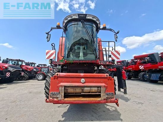 Cosechadora de Cereal - Case IH - 5130 și heder de 6,7 m