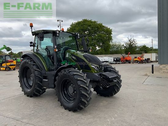 Tractor agrícola - Valtra - g135 active tractor (st26596)