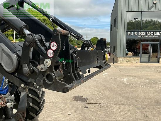 Tractor agrícola - Valtra - t174 active tractor (st26435)