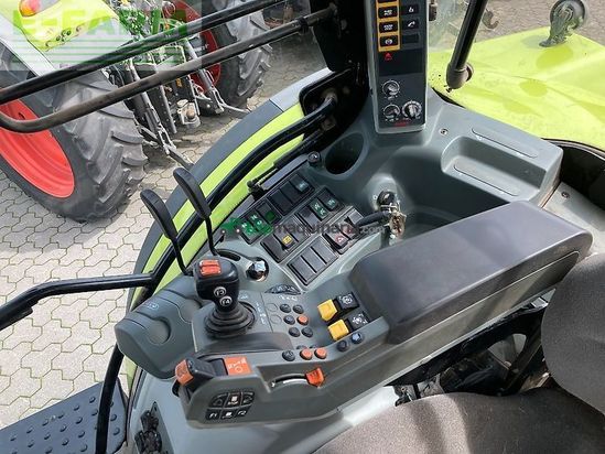 Tractor agrícola - Claas - arion 510 cis