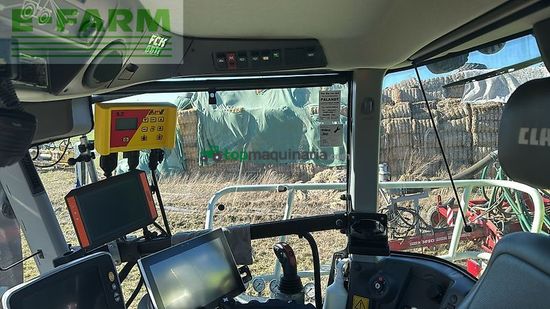 Esparcidor - Claas - xerion 4200 saddle trac - kaweco