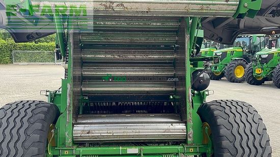 Empacadora gigant - John Deere - f441r